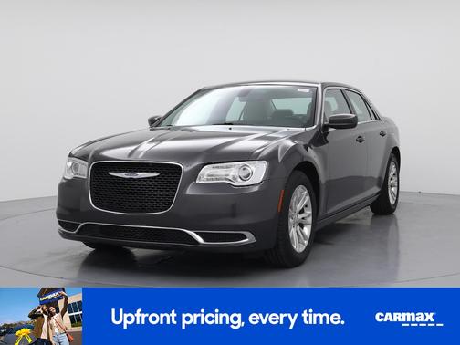 2017 Chrysler 300 Limited