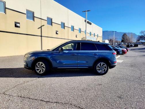 2026 Lincoln Corsair PREMIERE