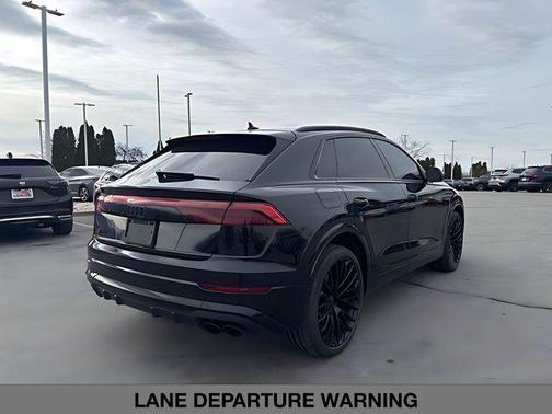 2025 Audi SQ8 4.0T Premium Plus