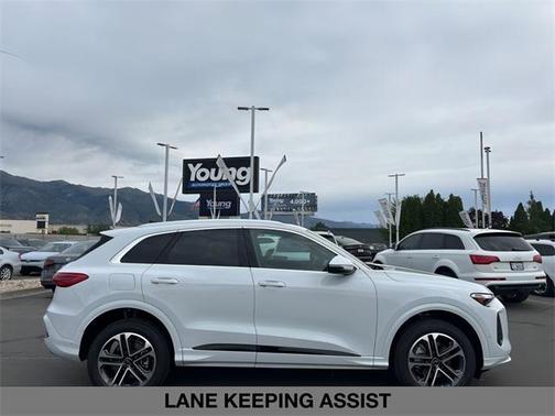 2025 Audi Q5 2.0T quattro Premium