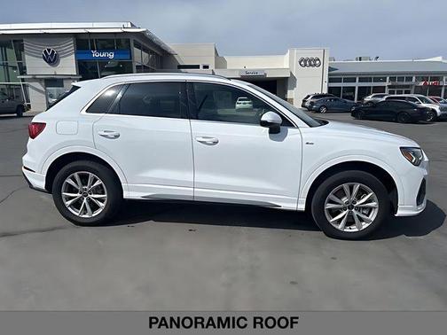 Arkona White 2025 Audi Q3 45 S line Premium