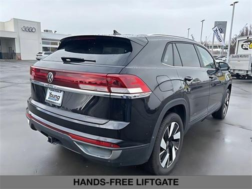 2025 Volkswagen Atlas Cross Sport 2.0T SE w/Technology