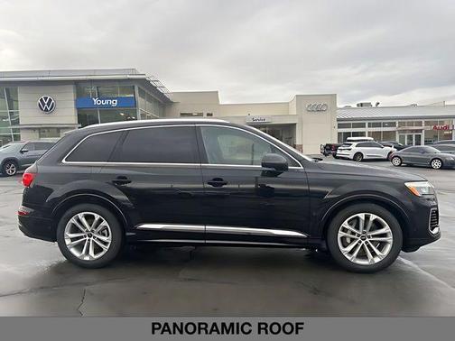 Black 2026 Audi Q7 55 Premium Plus