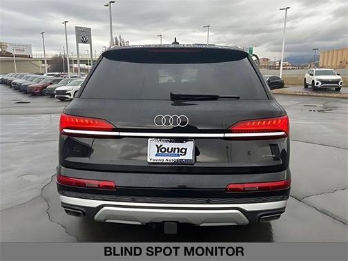 2026 Audi Q7 55 Premium Plus