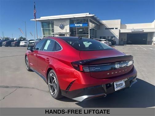 2025 Hyundai SONATA SE