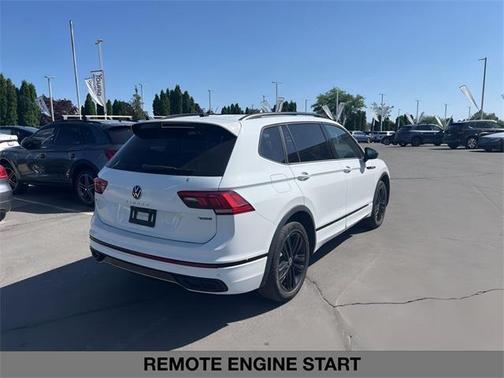 2022 Volkswagen Tiguan 2.0T SE R-Line Black