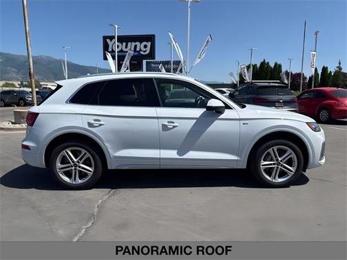 2022 Audi Q5 e 55 S line quattro Premium