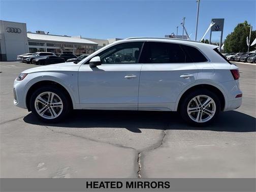 2022 Audi Q5 e 55 S line quattro Premium