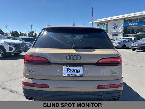 2025 Audi Q7 55 Prestige