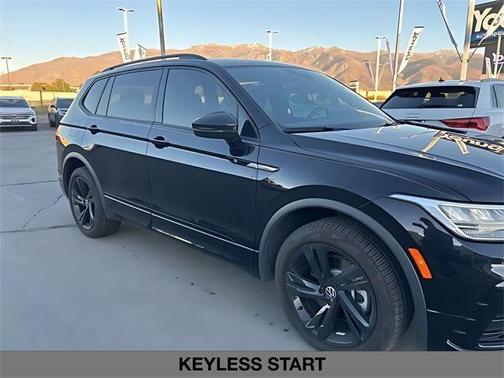 2024 Volkswagen Tiguan 2.0T SE R-Line Black