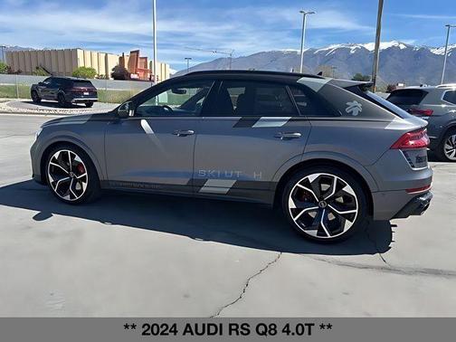 2024 Audi RS Q8 4.0T quattro