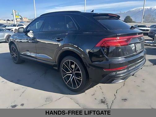 Night Black 2019 Audi Q8 3.0T Prestige