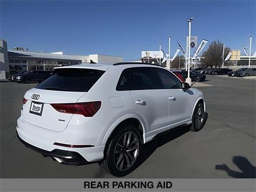 2022 Audi Q3 45 S line Premium