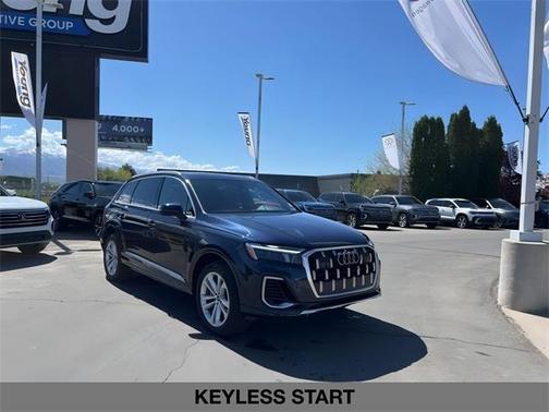 2025 Audi Q7 55 Premium Plus