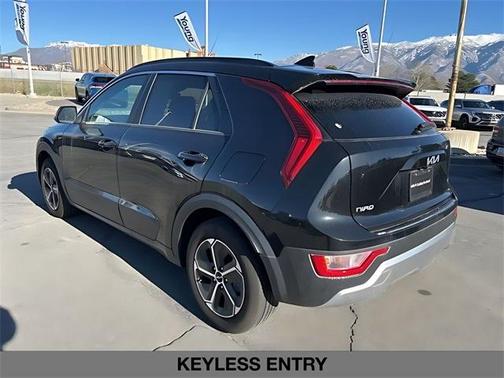 2024 Kia Niro LX
