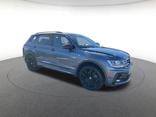 2021 Volkswagen Tiguan 2.0T SE R-Line Black
