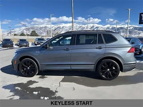 2021 Volkswagen Tiguan 2.0T SE R-Line Black