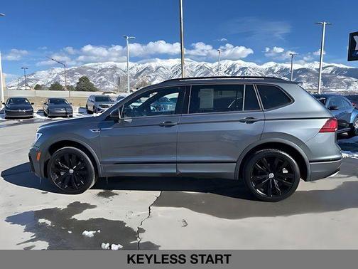 2021 Volkswagen Tiguan 2.0T SE R-Line Black