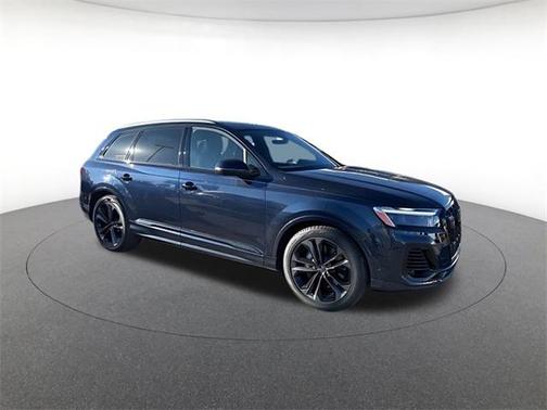 2026 Audi Q7 55 Premium Plus