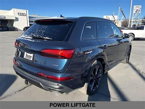2026 Audi Q7 55 Premium Plus
