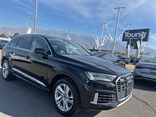 2024 Audi Q7 55 Premium Plus