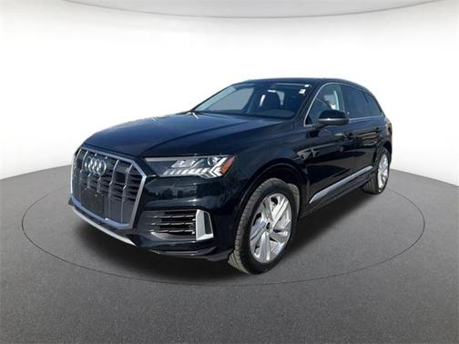 2024 Audi Q7 55 Premium Plus