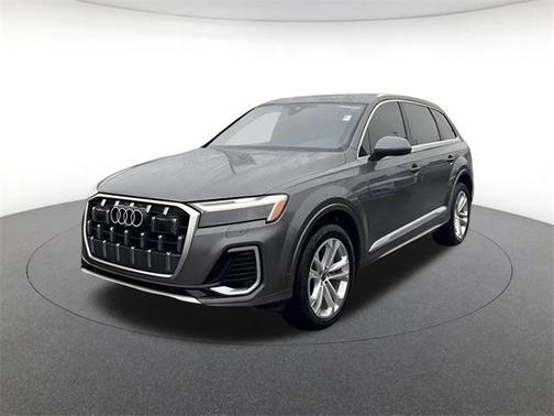 2025 Audi Q7 45 Premium