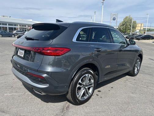 2025 Audi Q5 2.0T quattro Premium