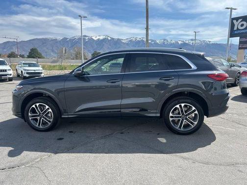 2025 Audi Q5 2.0T quattro Premium