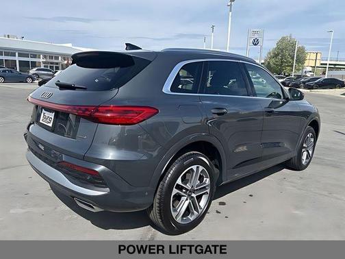 Tambora Gray Metallic 2025 Audi Q5 2.0T quattro Premium