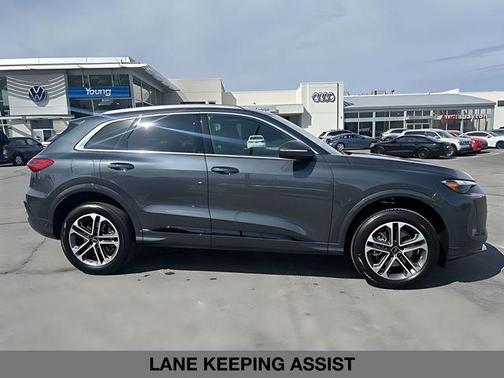 Tambora Gray Metallic 2025 Audi Q5 2.0T quattro Premium