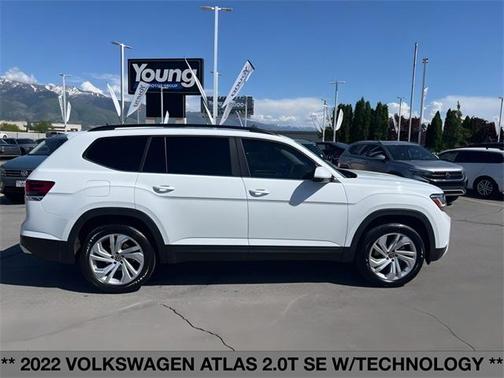 2022 Volkswagen Atlas 2.0T SE w/Technology