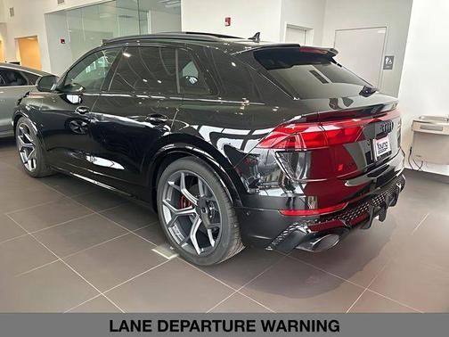 Black 2026 Audi RS Q8 4.0T quattro