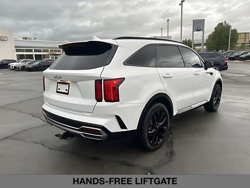 2023 Kia Sorento SX