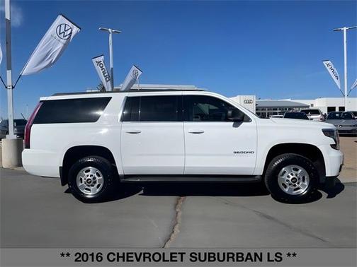 2016 Chevrolet Suburban 3500HD LS