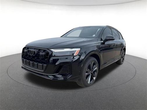 2025 Audi Q7 55 Premium Plus