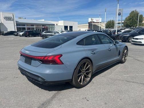 Kemora Gray Metallic 2022 Audi e-tron GT Premium Plus
