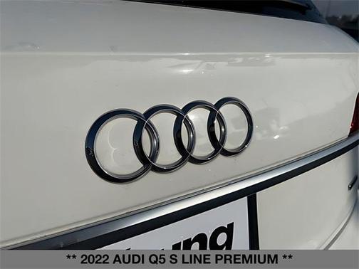 2022 Audi Q5 45 S line quattro Premium
