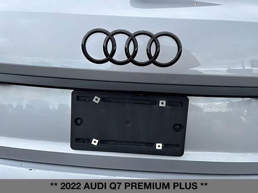 Florett Silver Metallic 2022 Audi Q7 55 Premium Plus