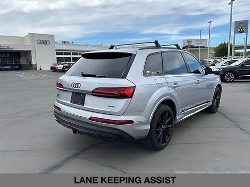 Florett Silver Metallic 2022 Audi Q7 55 Premium Plus