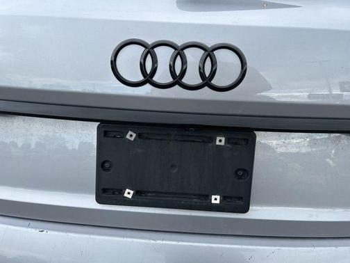 2022 Audi Q7 55 Premium Plus