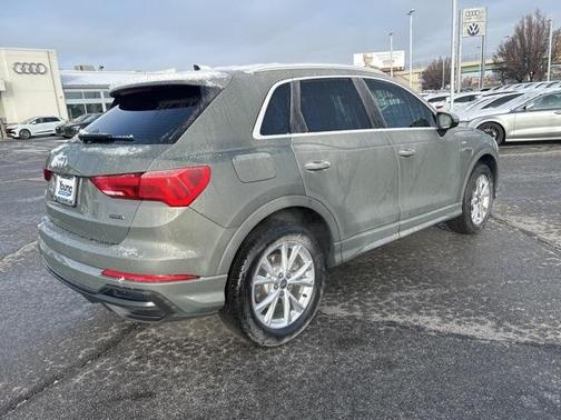 2025 Audi Q3 45 S line Premium
