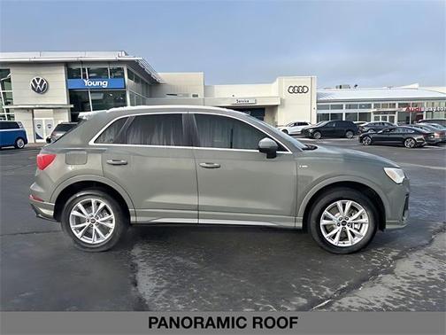 2025 Audi Q3 45 S line Premium