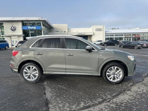 2025 Audi Q3 45 S line Premium