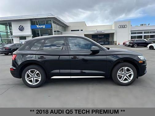 Mythos Black Metallic 2018 Audi Q5 2.0T Tech Premium