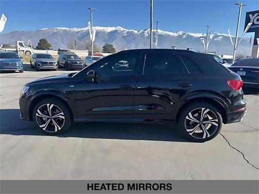 2024 Audi Q3 45 S line Premium