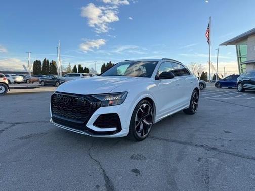 2023 Audi RS Q8 4.0T quattro