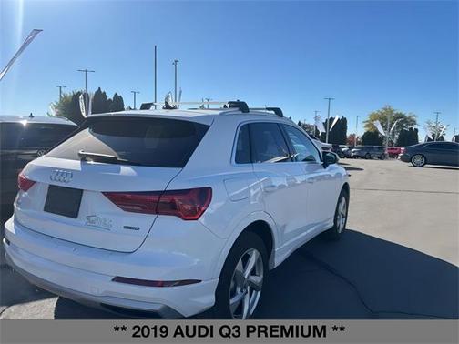 2019 Audi Q3 2.0T Premium Plus