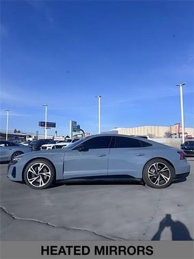 2022 Audi e-tron GT Premium Plus