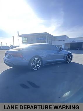 2022 Audi e-tron GT Premium Plus